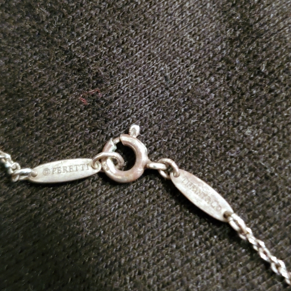 Tiffany & Co Elsa Peretti Open Heart collection Necklace - Picture 4 of 7